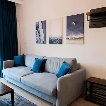 Apartman Near The Beach, *