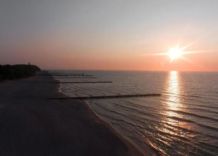 アパート Near The Beach, *